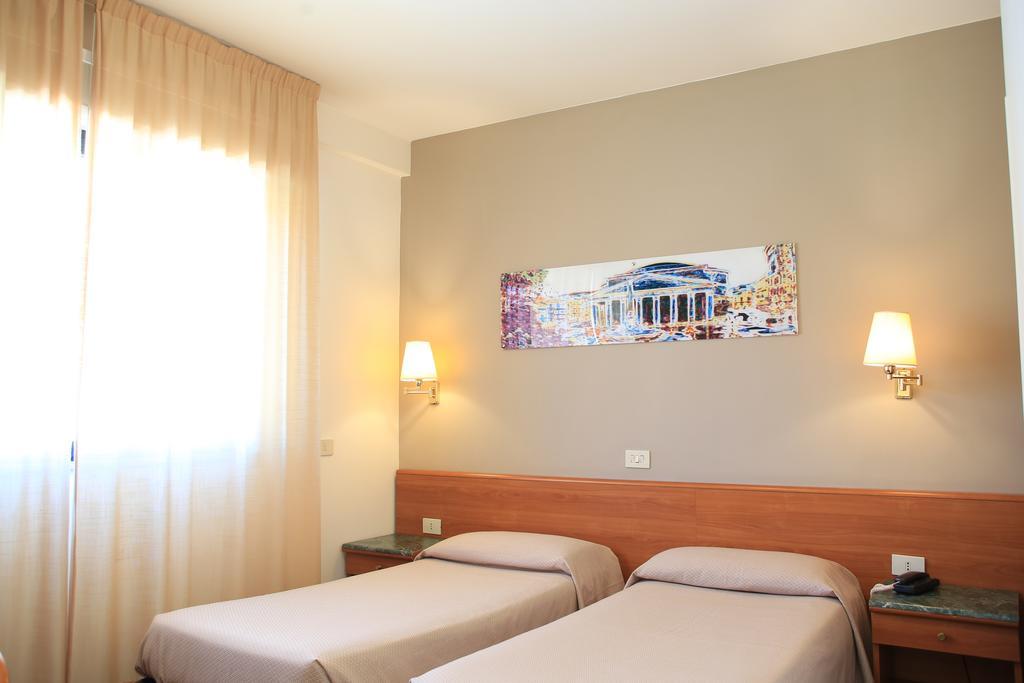 Hotel Sisto V Rome Exterior photo