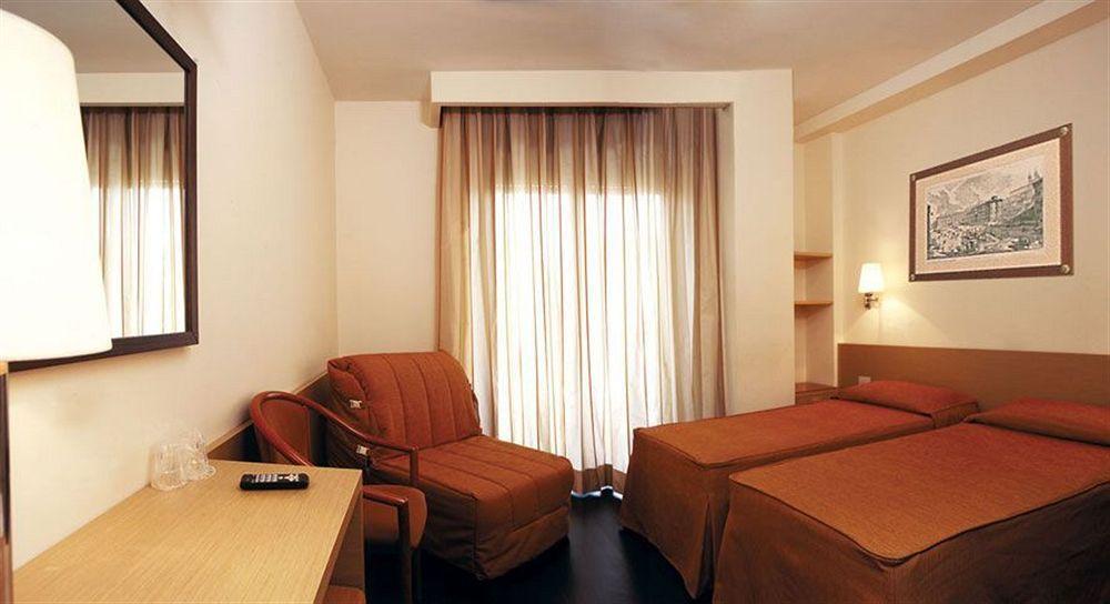 Hotel Sisto V Rome Room photo
