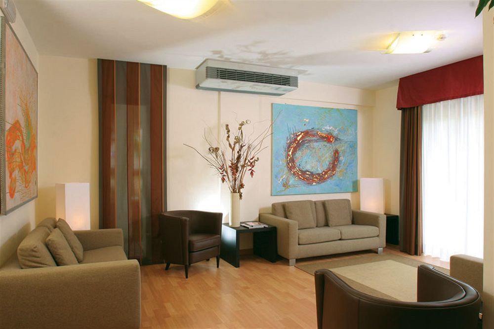 Hotel Sisto V Rome Exterior photo