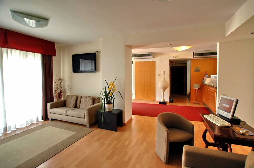 Hotel Sisto V Rome Exterior photo