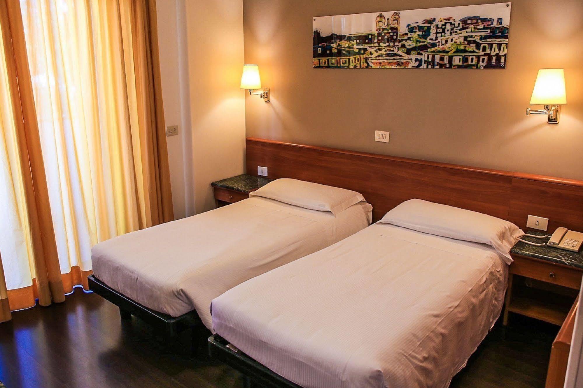 Hotel Sisto V Rome Exterior photo