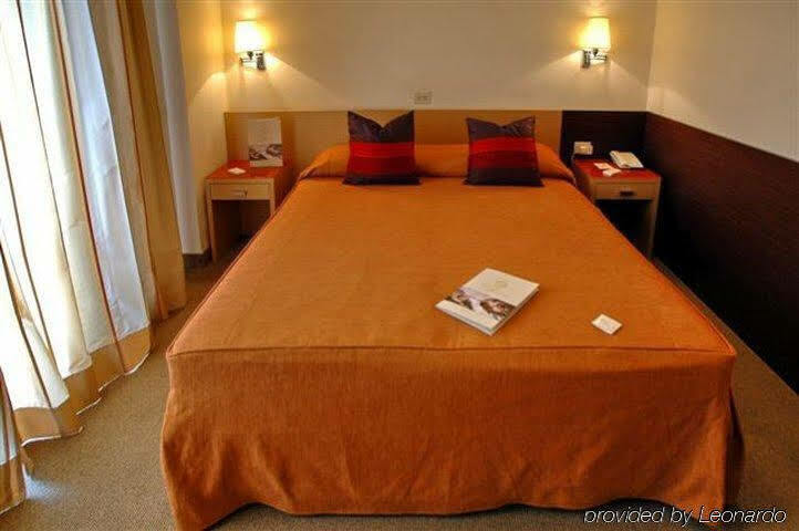 Hotel Sisto V Rome Exterior photo